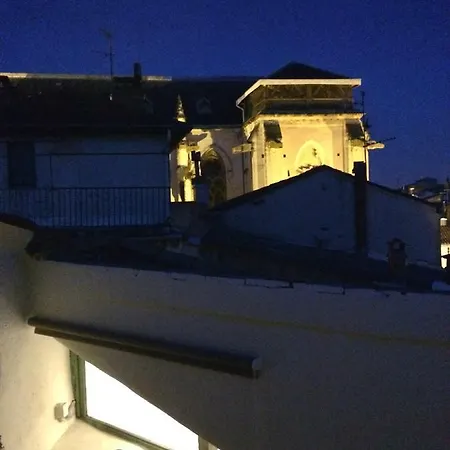 Joli Avec Terrasse-jardin Sur Les Toits, Coeur Historique * 몽펠리에