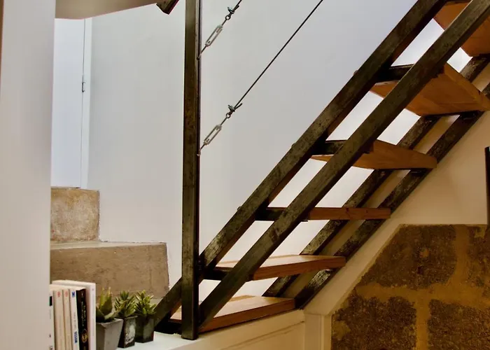 Apartment Joli Avec Terrasse-jardin Sur Les Toits, Coeur Historique Montpellier